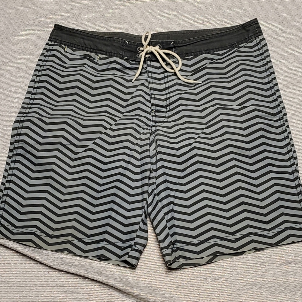 Converse board shorts lined